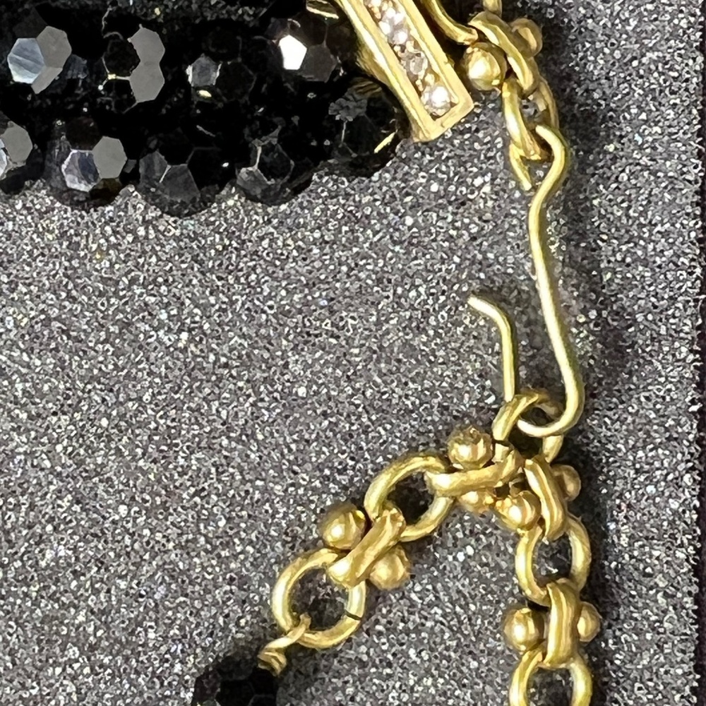 HEIDI DAUS "AN AFFAIR TO REMEMBER" 4 STRAND NECKLACE & EARRINGS SET Black & Red - Picture 9 of 14